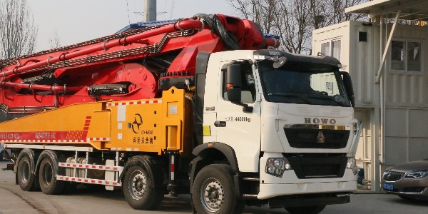 鄉村建房泵車，農村小型混凝土泵車選購|科尼樂泵車